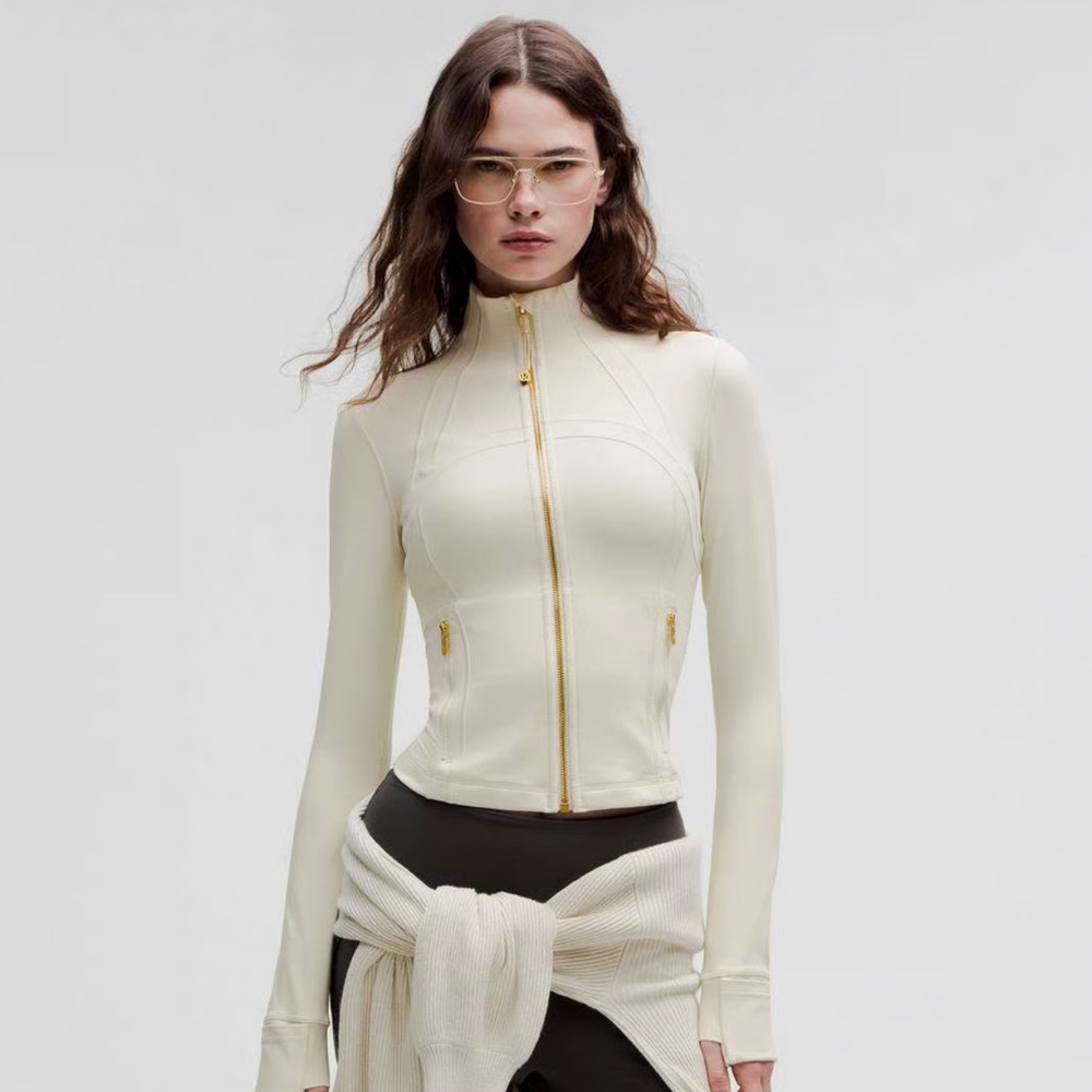 Lululemon Define Cropped Jacket Nulu Bone/Gold 6